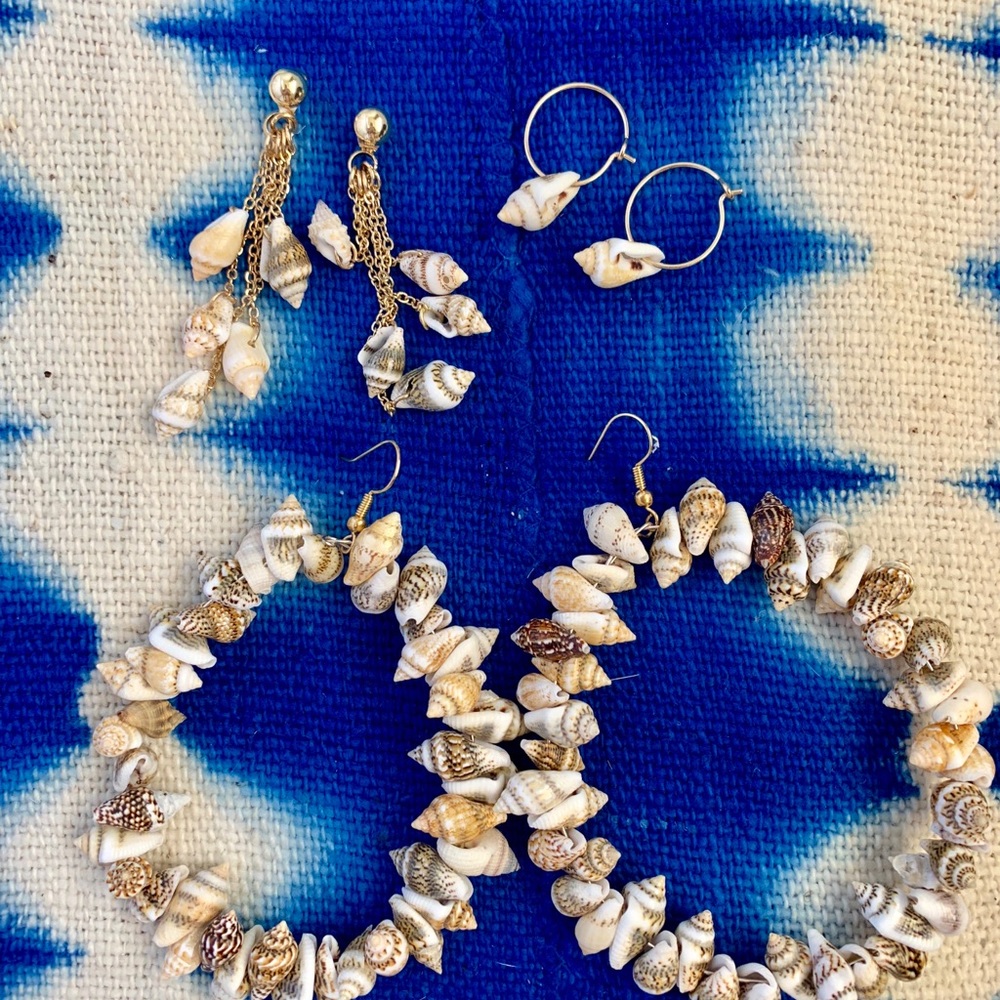 Mini Shell Dangle Earrings - image 3